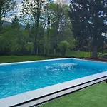 Apartman Sa Bazenom Mz *